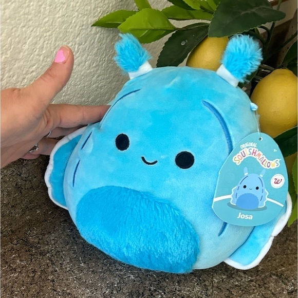 NWT Josa the Sea Slug Squishmallow
2023 Release 8" - Picture 1 of 8